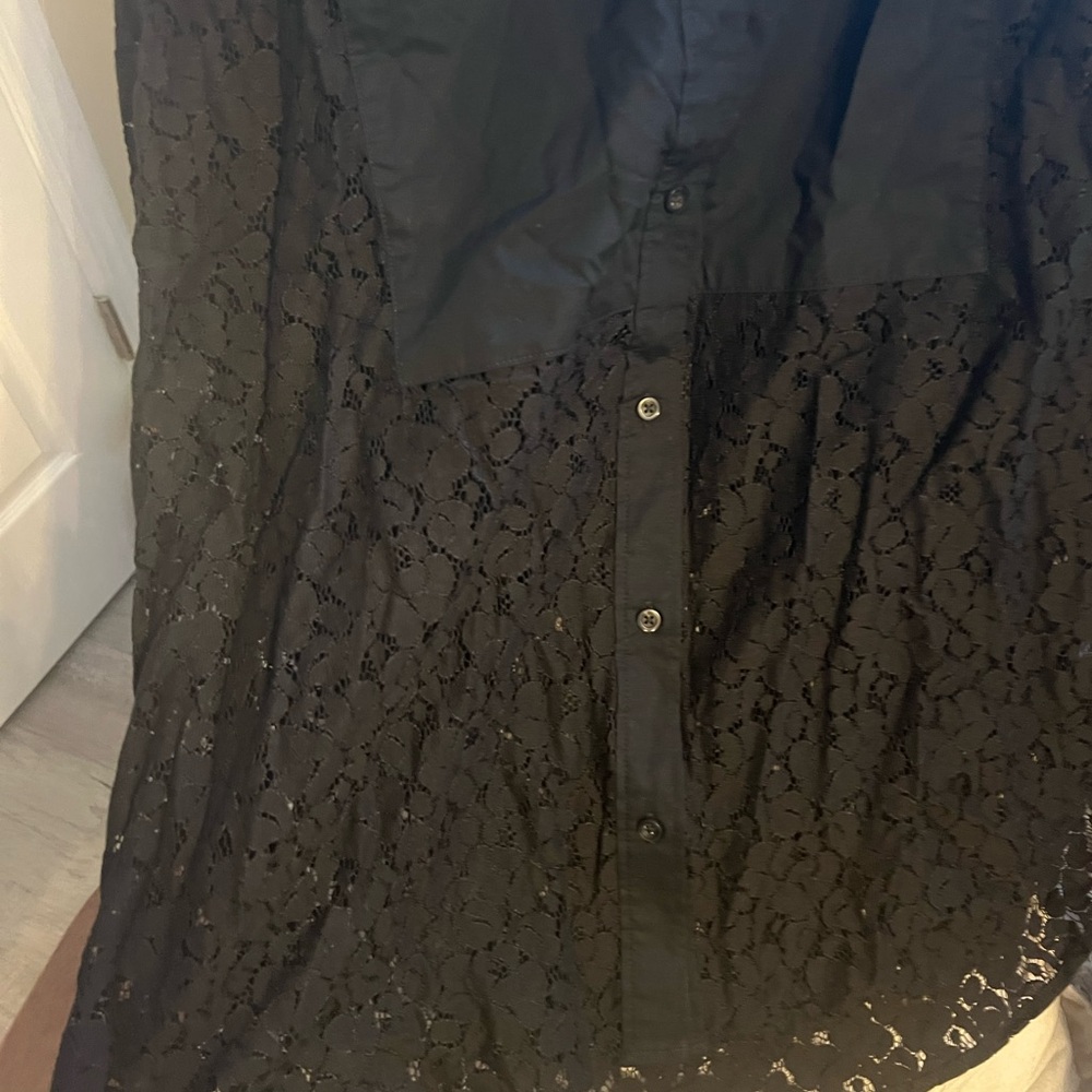 GAP Black Sheer Lace shirt - Picture 3 of 4